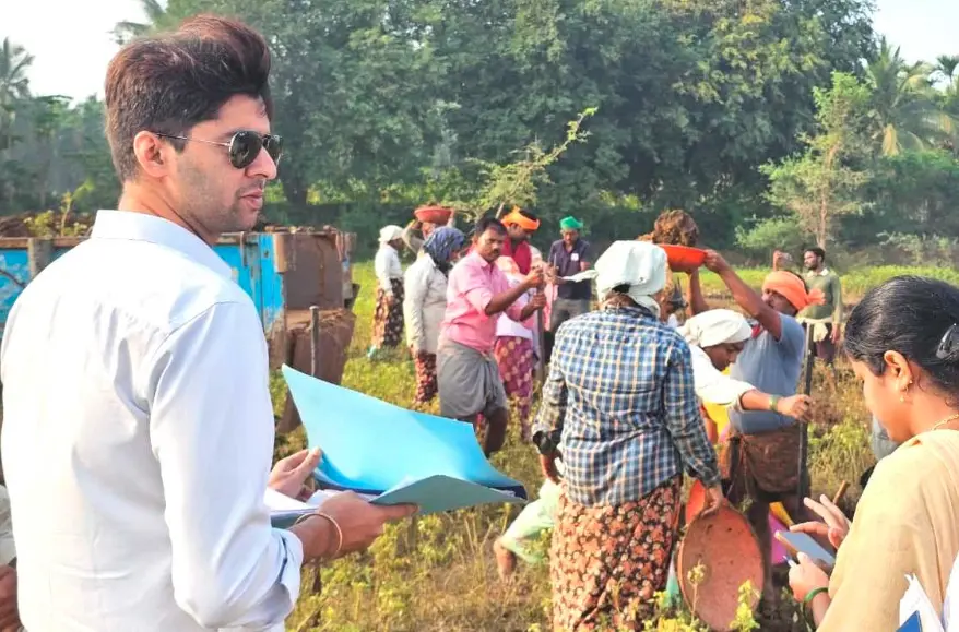 Zilla Panchayat CEO inspects rural employment scheme works