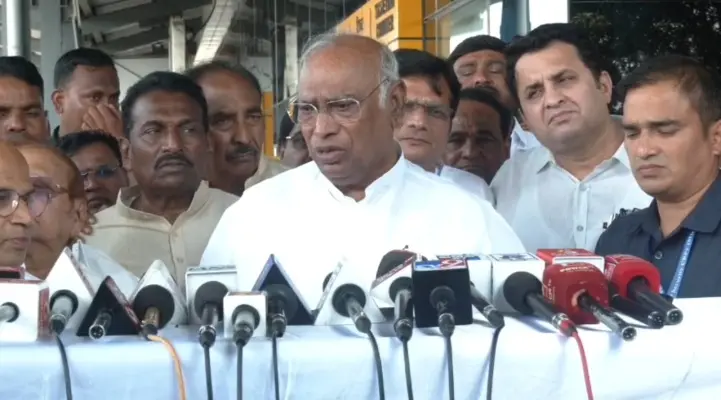 Modi, Shah want to destroy Democracy, alleges Mallikarjun Kharge