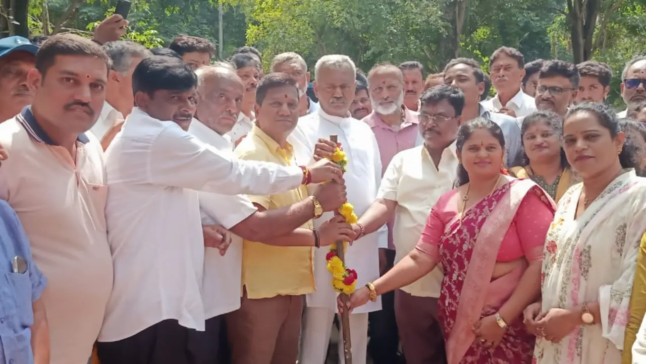 S.T. Somashekhar launches ward development projects