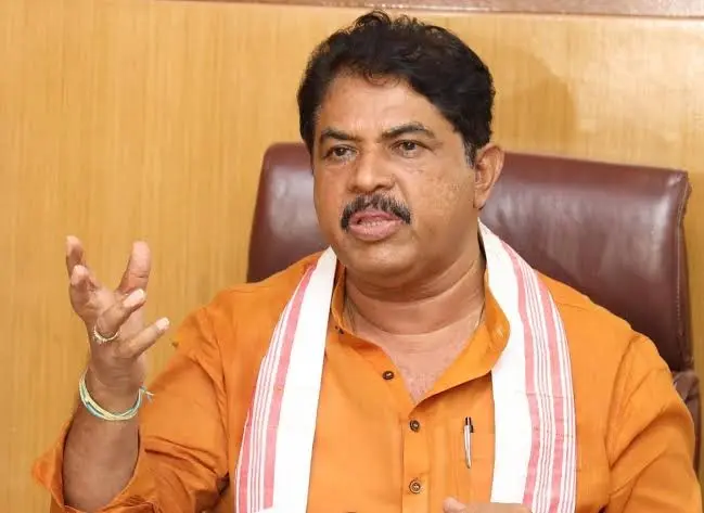 Ashoka alleges irregularities in Bengaluru waste tender