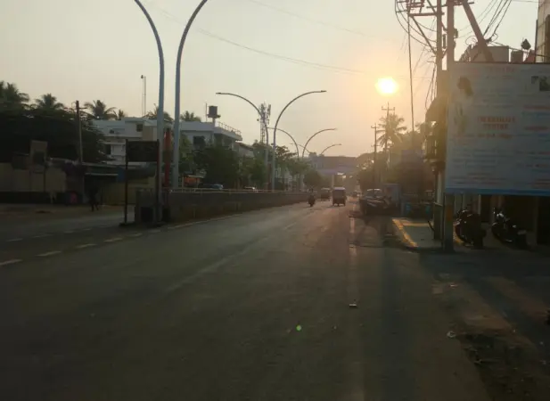 City’s busy Station Road turns into accident traps, residents demand speed breakers
