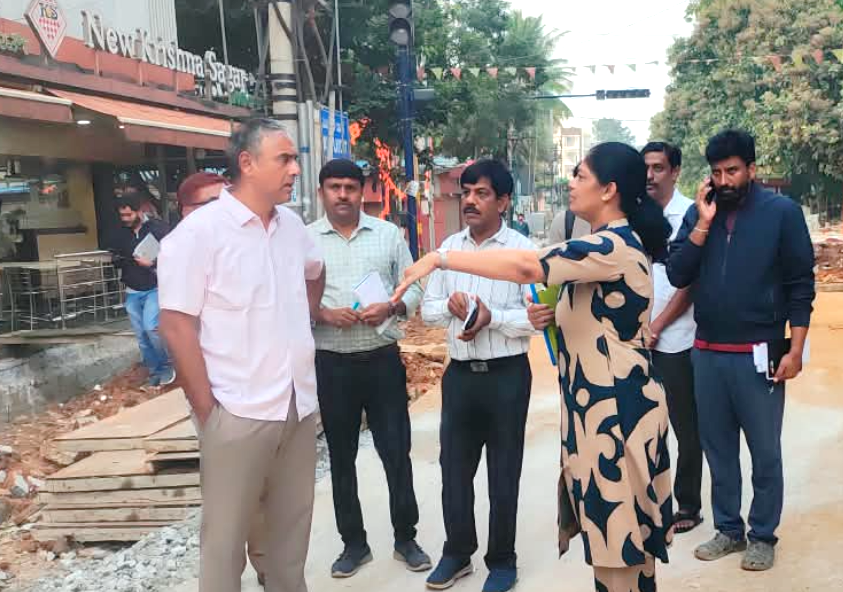 Officials told to clear parking on Dinnur Road
