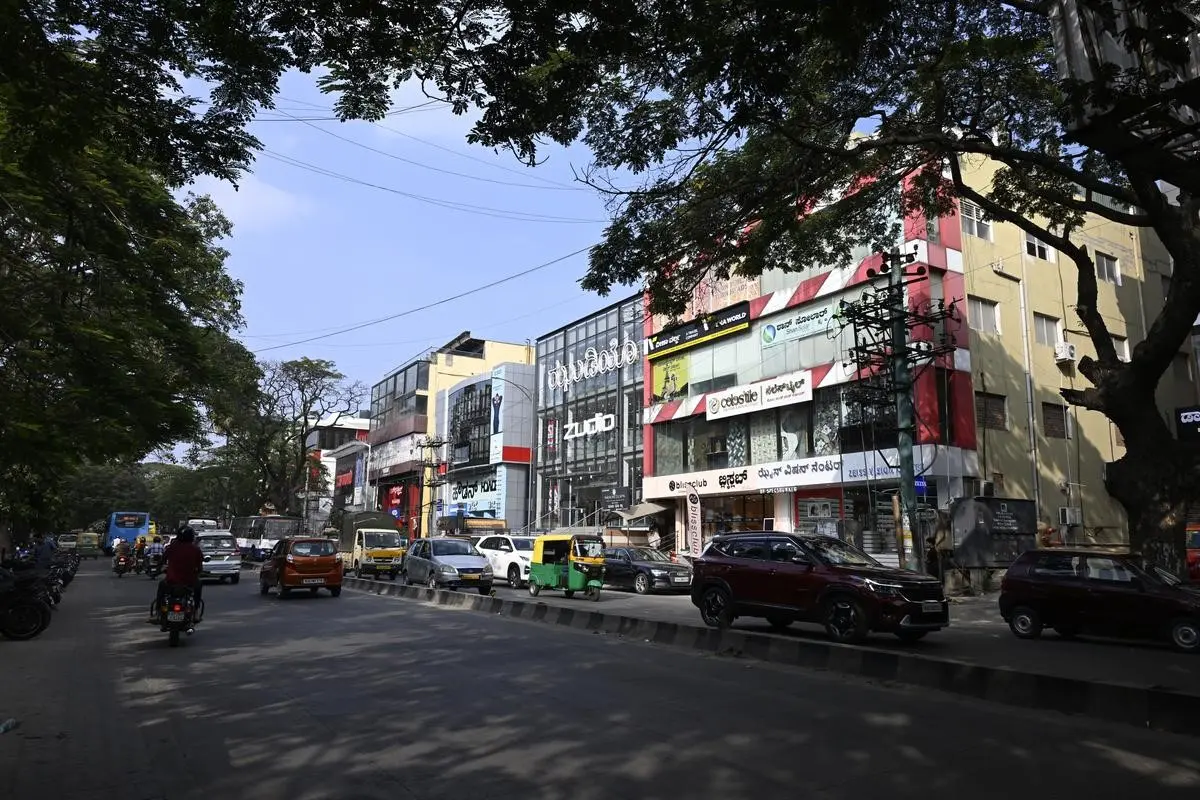 Commercial infiltration chokes residential neighborhoods