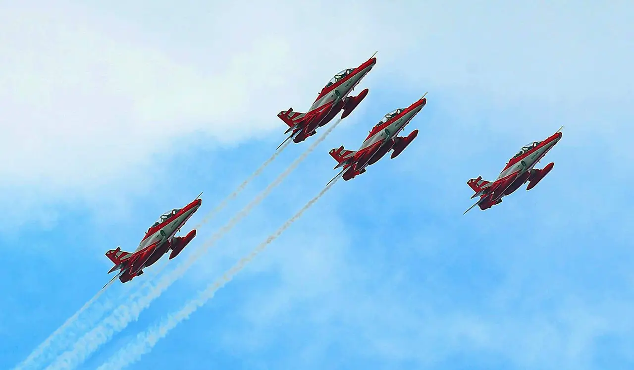 Nine Hawks take to Mysuru skies ahead of two-day Dasara Airshow