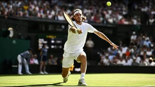 Tsitsipas Stages Comeback to Beat Fritz