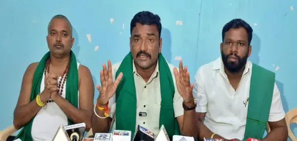 Farmers threaten Karnataka Bandh over sugarcane demands