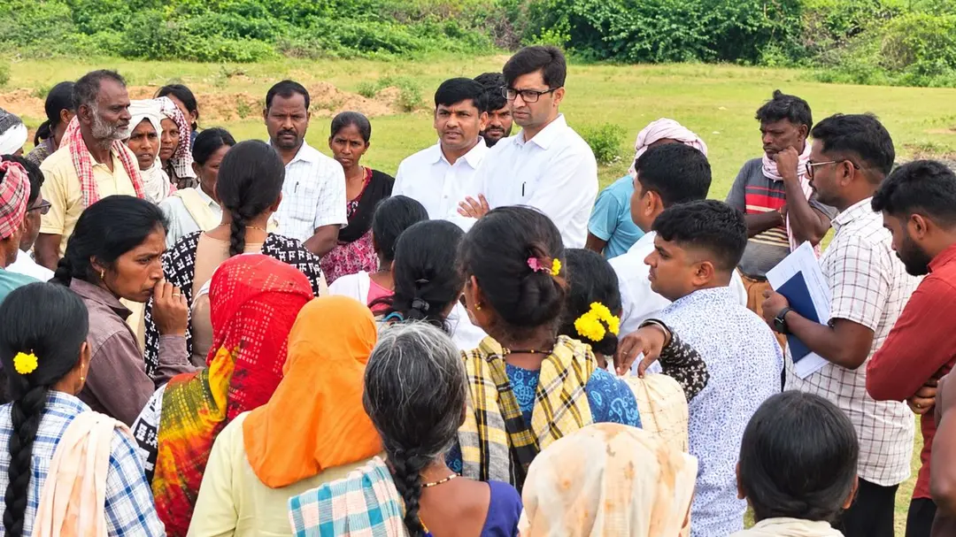 Chitradurga CEO inspects rural employment scheme works