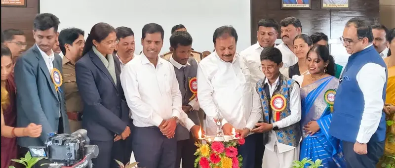 Youth must uphold democratic values, says Chaluvarayaswamy