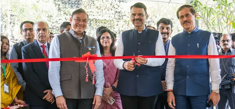 Fadnavis inaugurates Dharavi Experience Centre in Mumbai