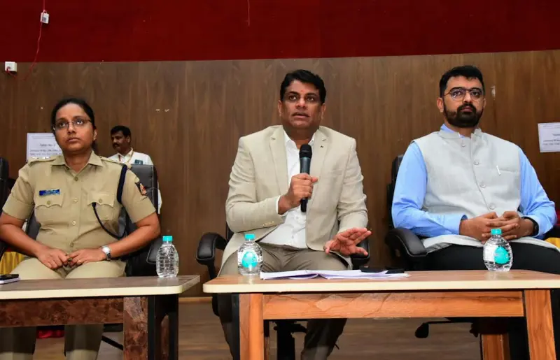 Officials told to ensure error-free Graduates’ Constituency polls