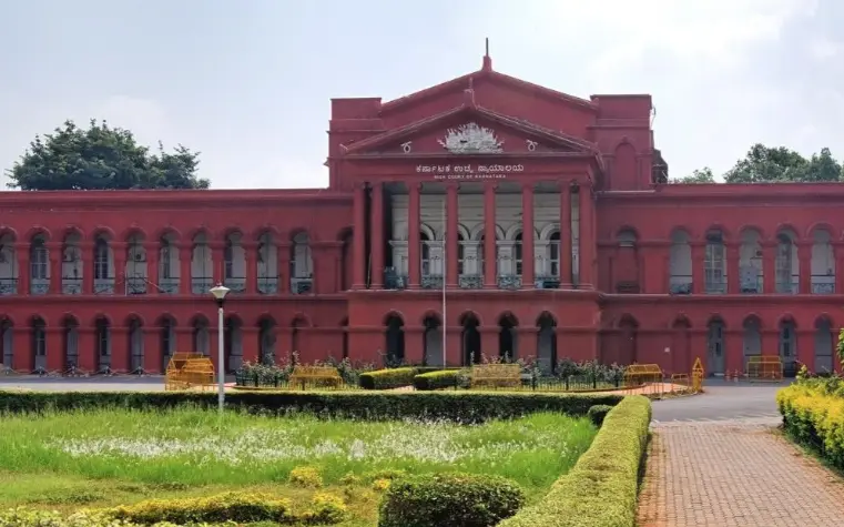 High Court orders special panels to identify illegal immigrants