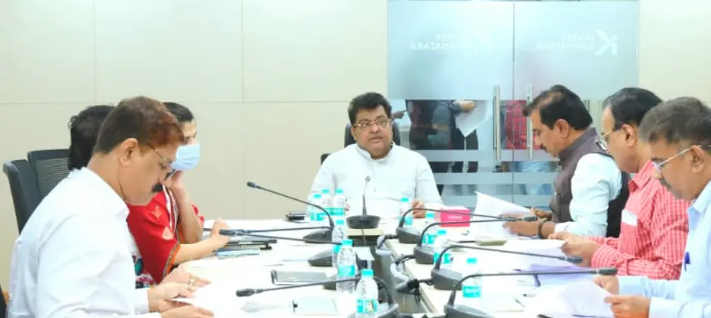 Karnataka plans overseas offices to attract more investments