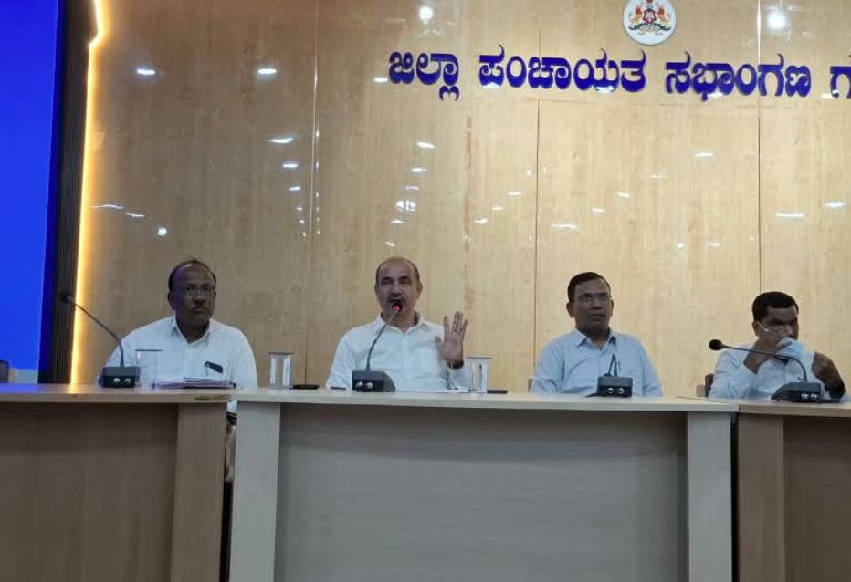 Gadag officials told to manage drought situation effectively