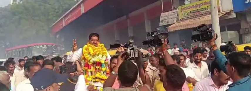 Jagalur added to drought list, celebrations