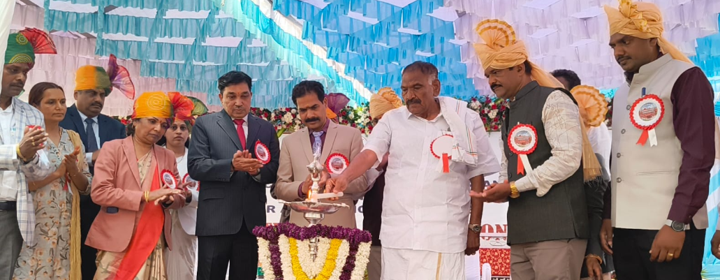 Shivalinge Gowda seeks district court for Arsikere