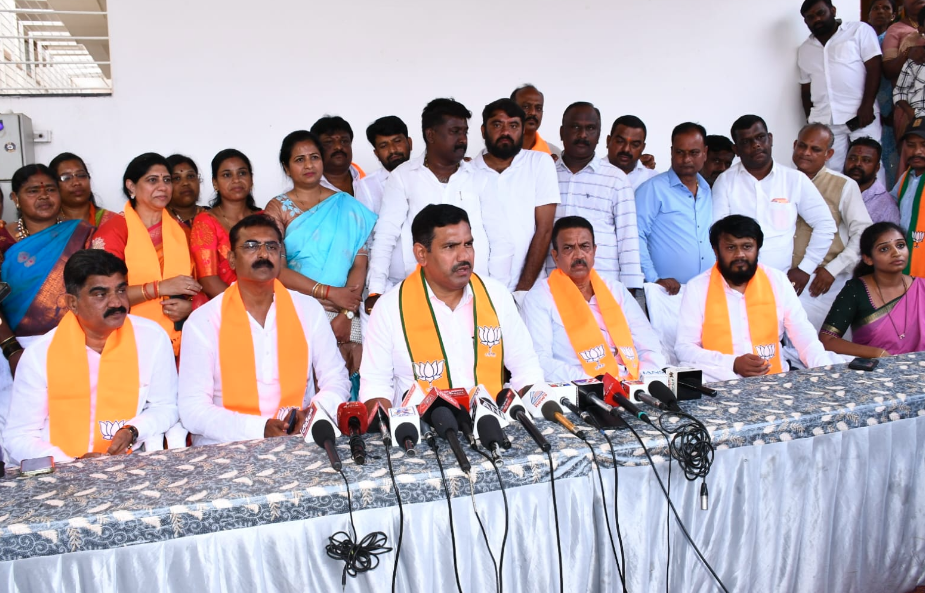 Vijayendra makes corruption allegations against state government