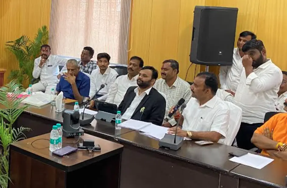 Bidar MLA demands better power supply and farmer compensation