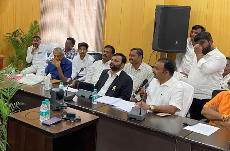 Bidar MLA demands better power supply and farmer compensation