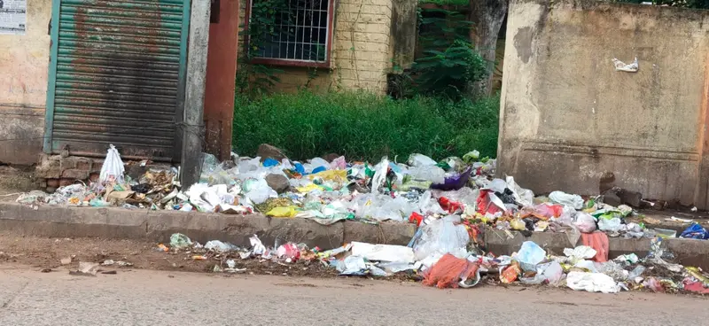 Gadag Betageri struggles with garbage and drainage