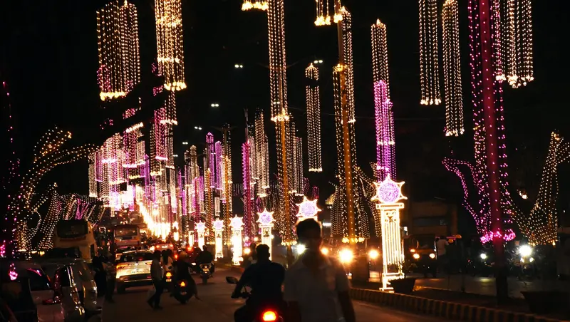 Mysuru sparkles in a million lights as Dasara fever grips city Shyam Sundar Vattam 