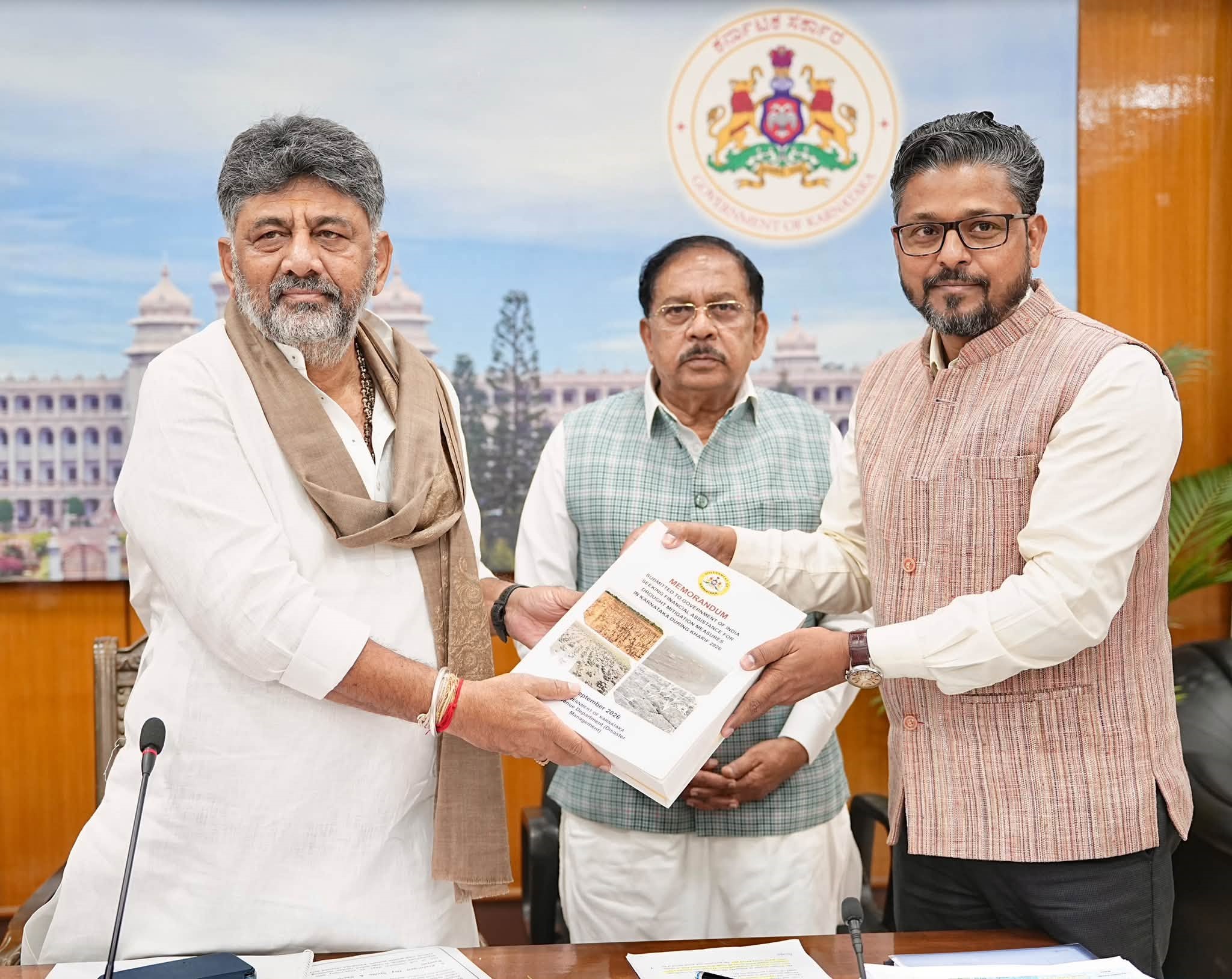 CM seeks Rs 3,705 cr drought relief from Centre