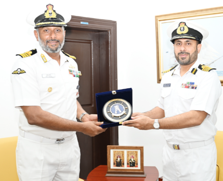 INS Ranvijay strengthens India-Oman maritime ties