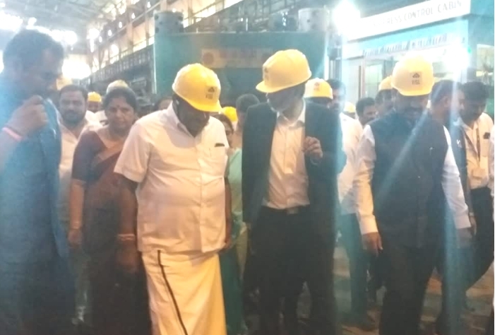 VISL posts net profit for third consecutive month, profit of Rs 1.96 crore in September, Union Minister HD Kumaraswamy happy