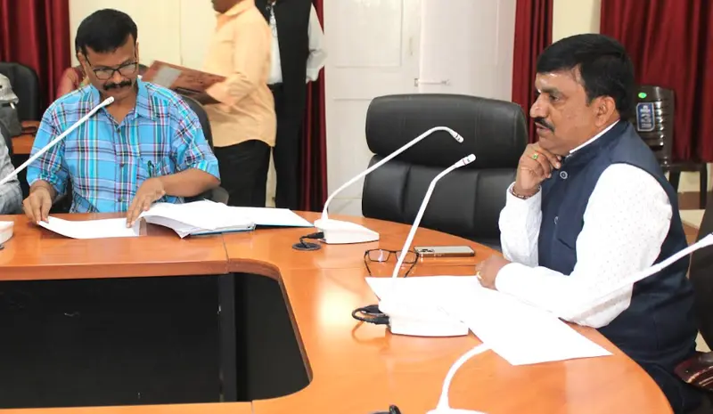 Chitradurga prioritises job-oriented skill training for youth