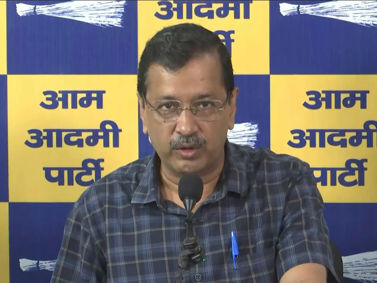 Kejriwal seeks safety measures for Delhi women students