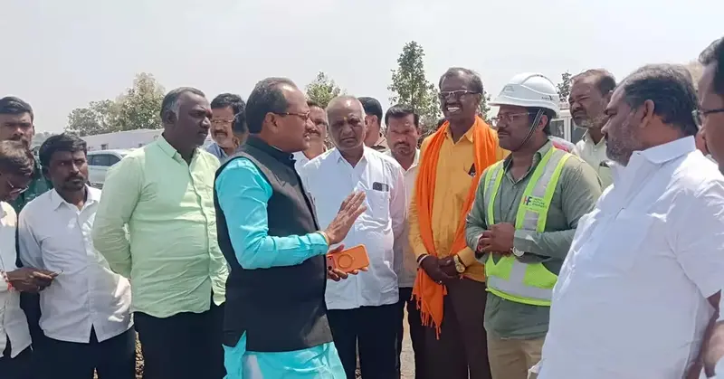 MLA Prabhu Chavan inspects solar projects, raises compensation concerns