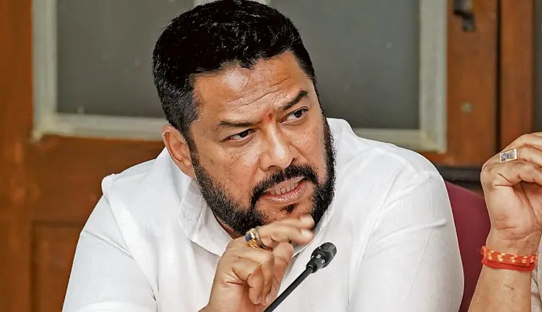 Nagendra seeks resignations of 126 BJP ministers