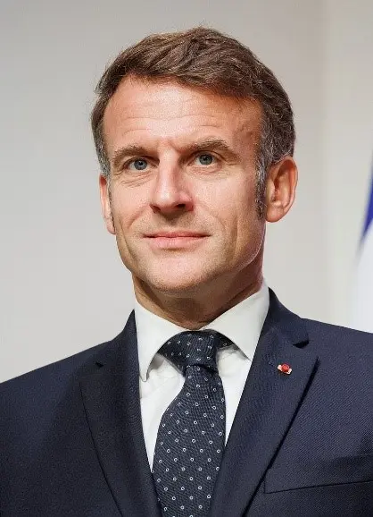 Explosions Strike Near Prez. Macron in Damascus