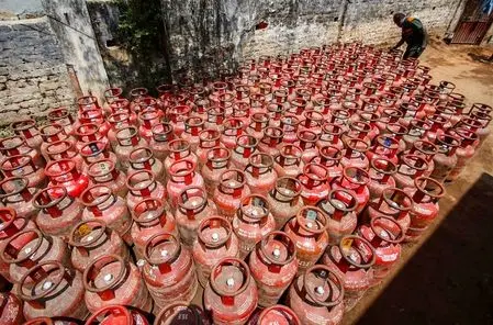 Commercial LPG prices cut across Indian metros