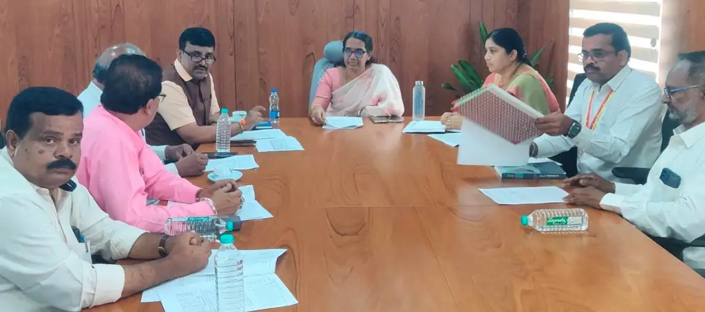 Notices issued to thousands across Chitradurga district