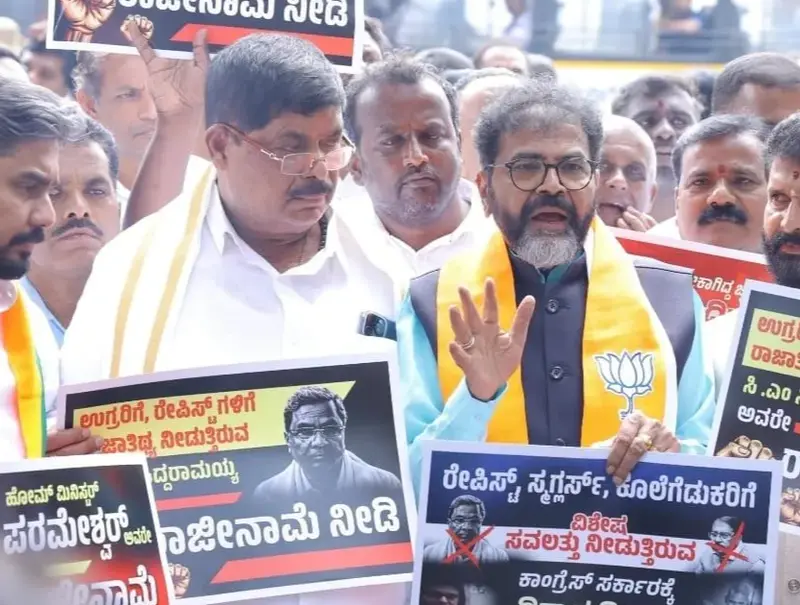 Kharge seems to have no real role in Cong: Chalavadi