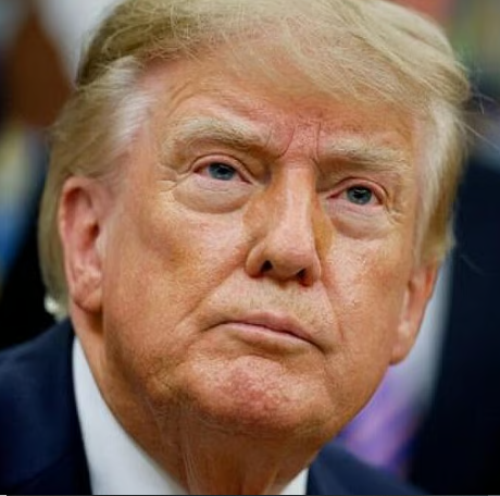 Trump issues Iran ultimatum as Tehran warns of decisive war