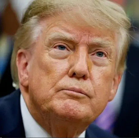 Trump issues Iran ultimatum as Tehran warns of decisive war