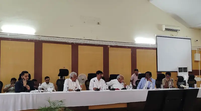Minister promises power relief for Haveri farmers