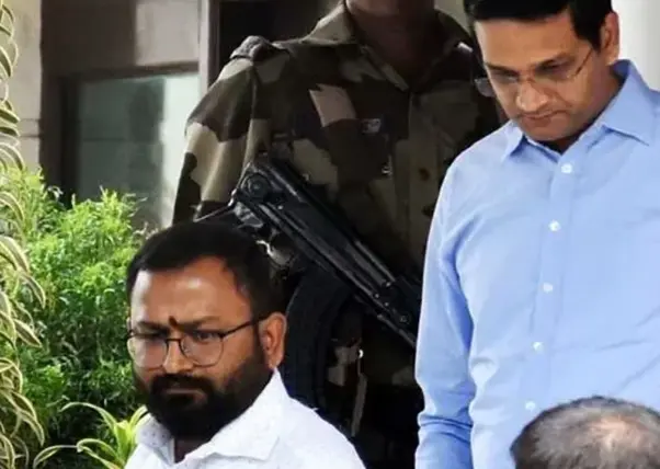 SC grants bail to suspended Jharkhand IAS officer