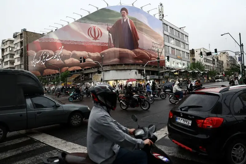 Power shift in Iran hardens stance amid war, diplomacy