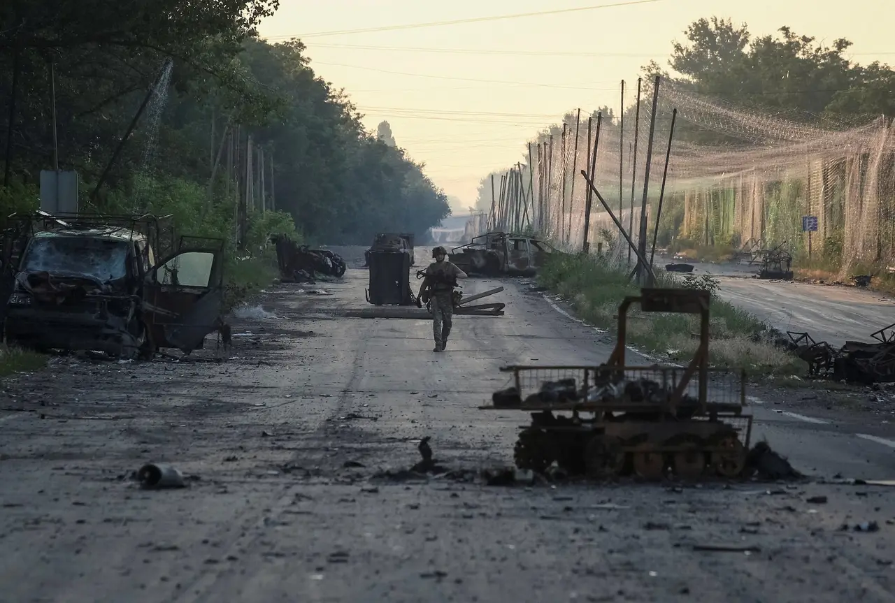 Russia ups offensive against strategic Ukrainian stronghold