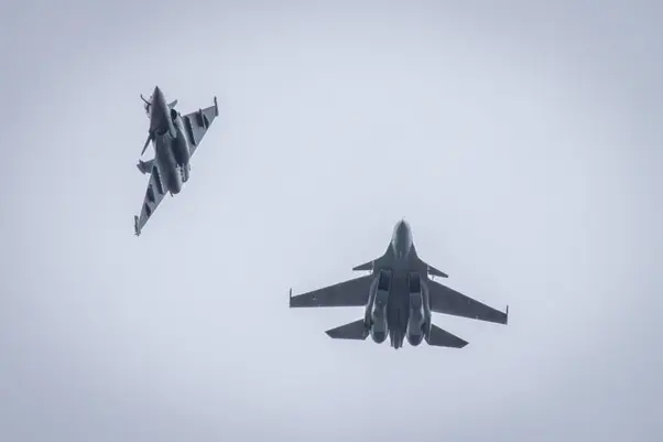 Su-30MKI and Rafale Jets Begin Joint Missions as India and France Launch Exercise Garuda 25