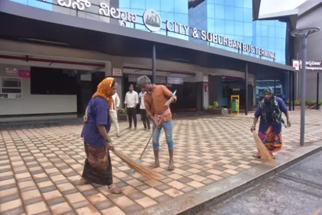 Bus Services Resume from Renovated Suburban Terminal
