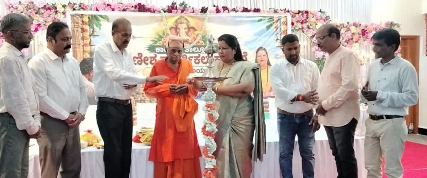 Rupali Naik promises pension effort for idol artists