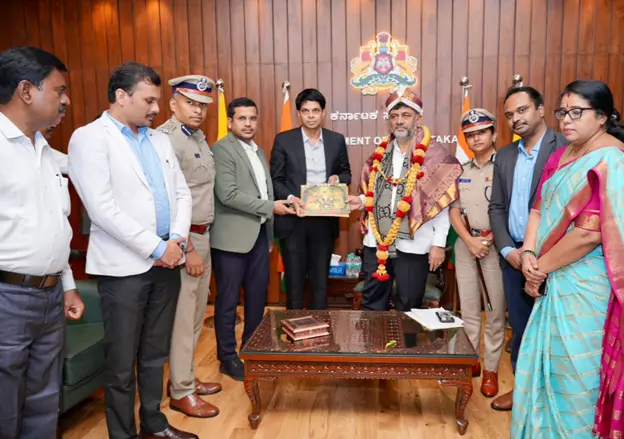 Mysuru Dasara 2025 Invitations Extended at Vidhana Soudha