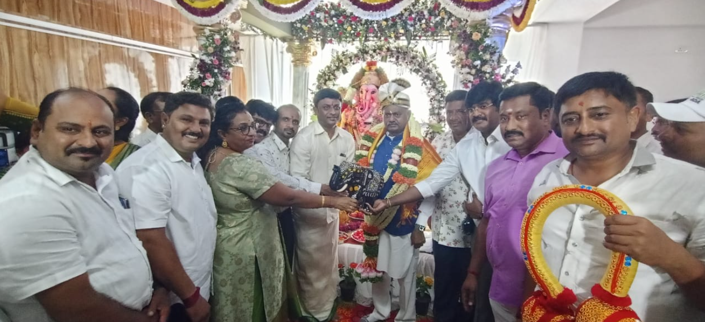 Ganeshotsava celebrated at Kengeri BESCOM office