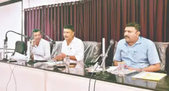 JJM failures attributed to officials in Bantwal review meeting