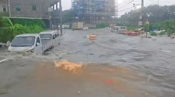 Back-to-back storms batter Southern China